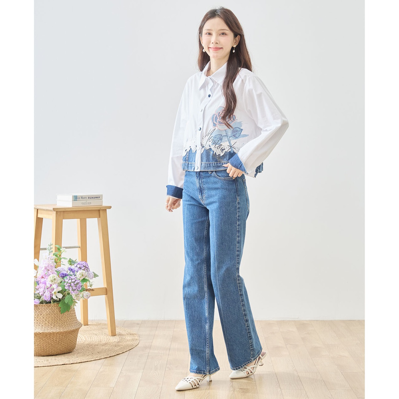 TRUBE ローズプリントデニムヘムクロップドシャツ【M~L】ホワイト