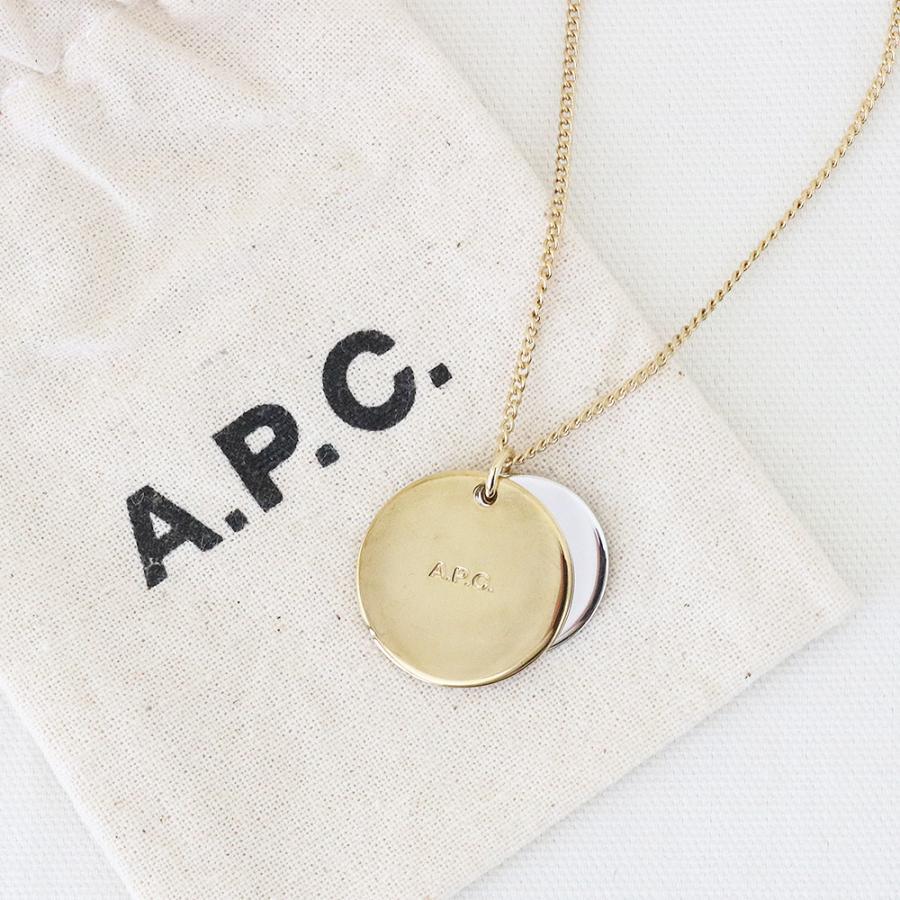 A.P.C. アーペーセーロゴ ペンダントネックレス ゴールドアーペーセー