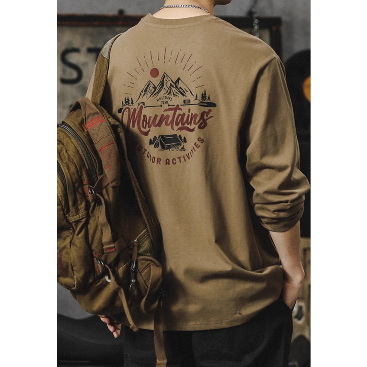 Backprint Mountain Motif Crew Neck T-Shirt ◇2color H0600