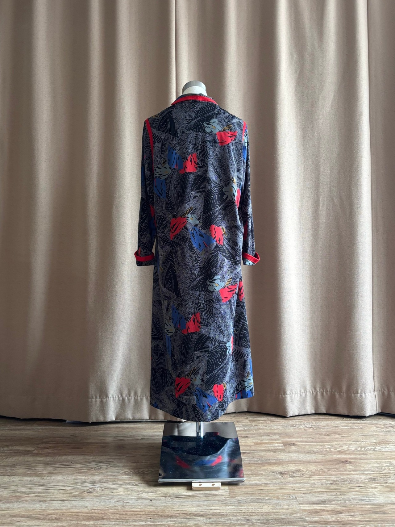 MADE IN FRANCE retro modern dress-4669-5