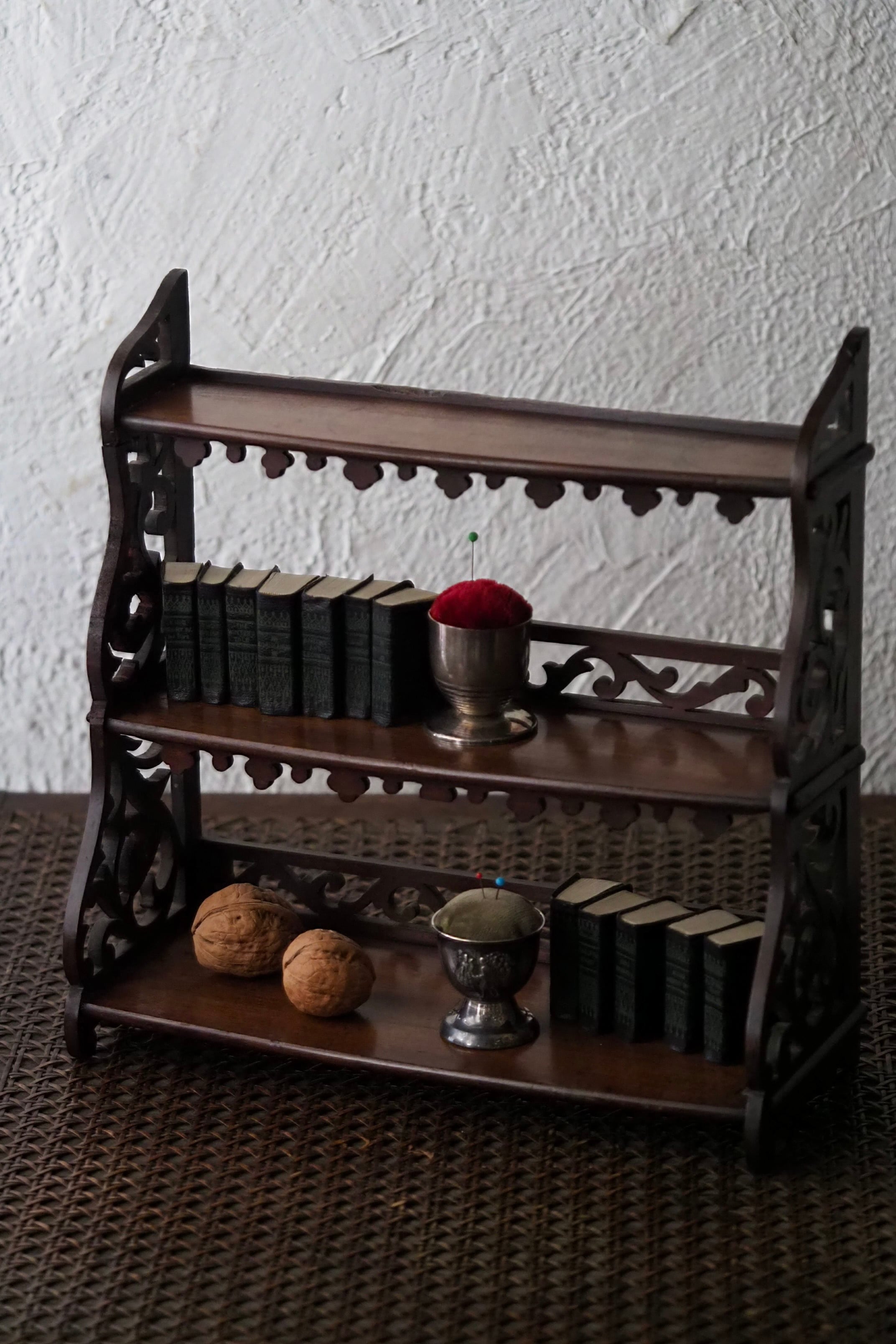 ベルギー | アンティーク.ヴィンテージ家具雑貨オンライン通販