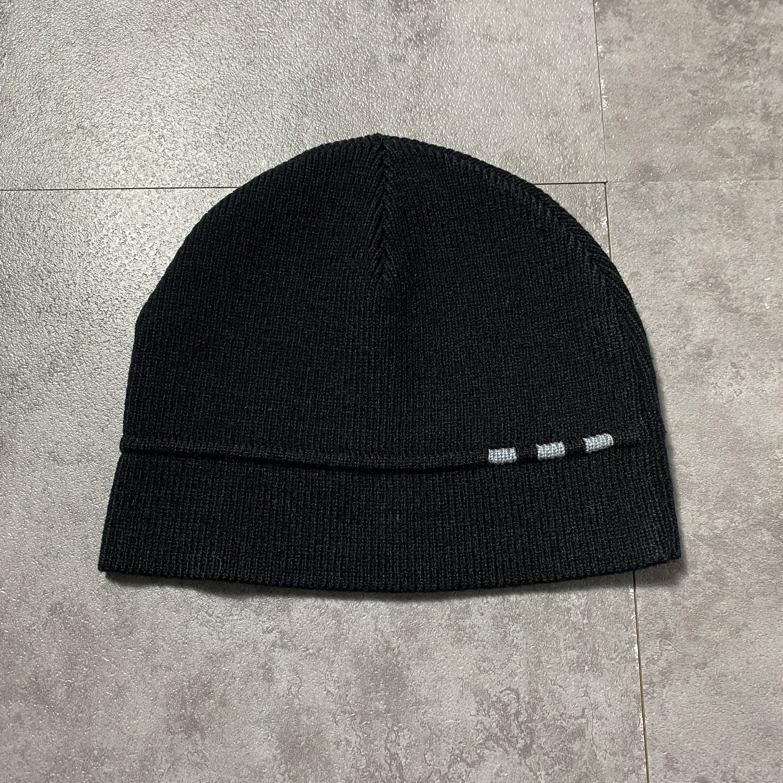 adidas アディダス 刺繍パフォーマンスロゴ ブラック 黒 ニット帽