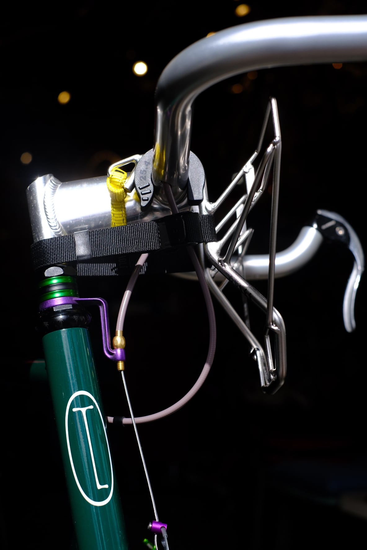 WHOLEGRAIN CYCLES】CLIFF THE BAG HANGER（STAINLESS STEEL