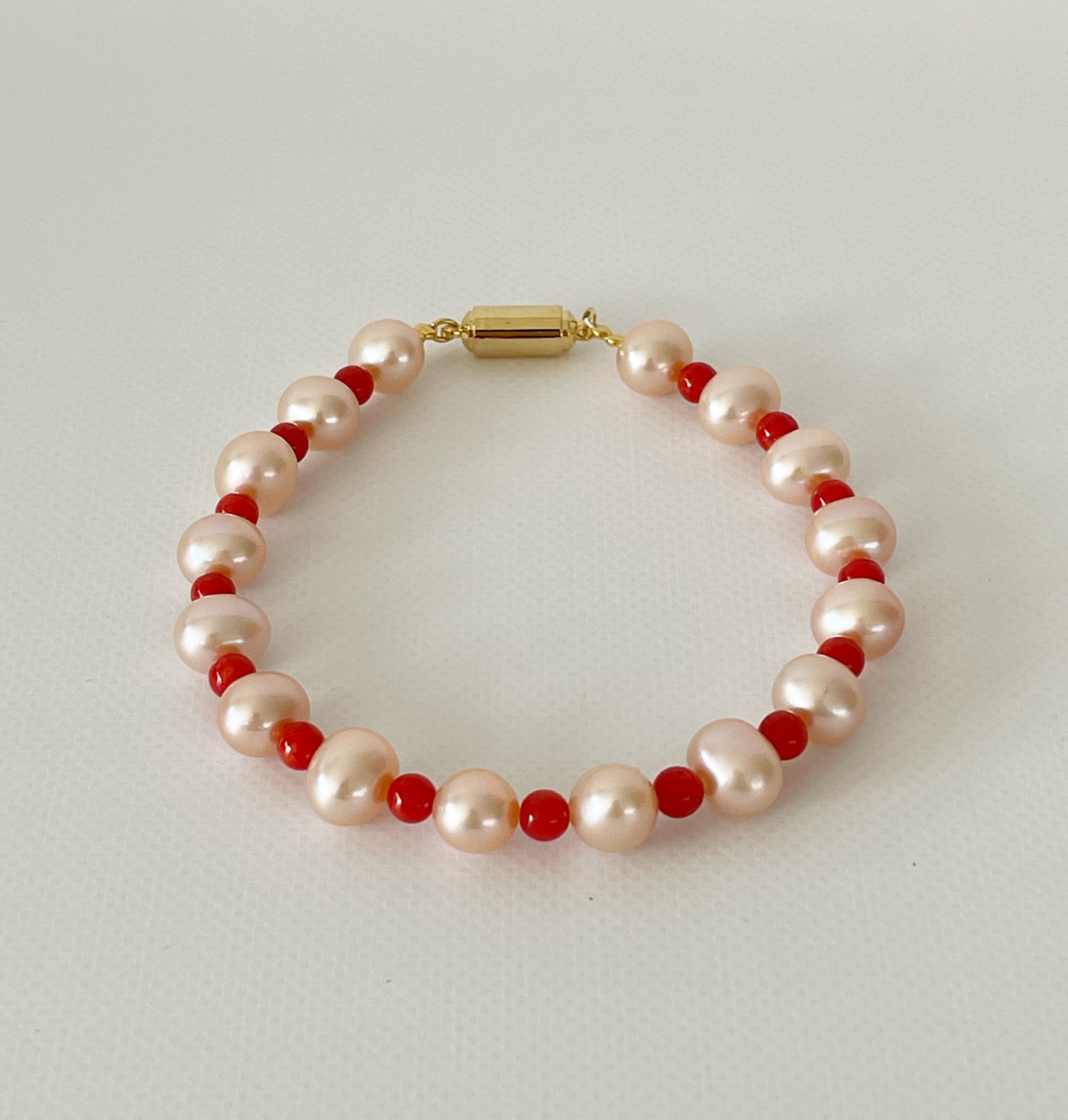 血赤珊瑚の牙型ペンダントトップ SV pd-37 | ワールドコーラル