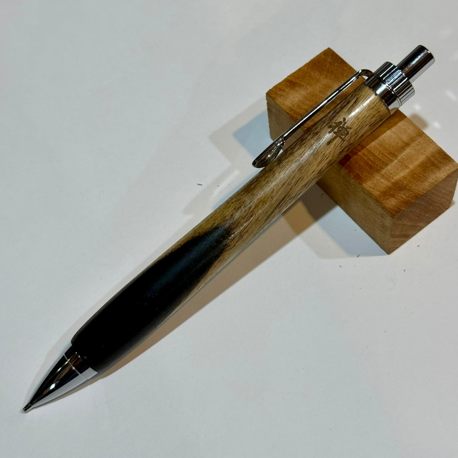 祈願木軸ペン禅442 シャープペンシル 黒柿 日本製金具 | 極楽工房 禅