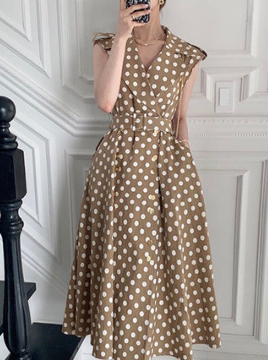 上品襟ドット柄レトロワンピース 2色展開 Mirror Me 上品襟ドット柄レトロワンピース 2色展開 Mirror Me