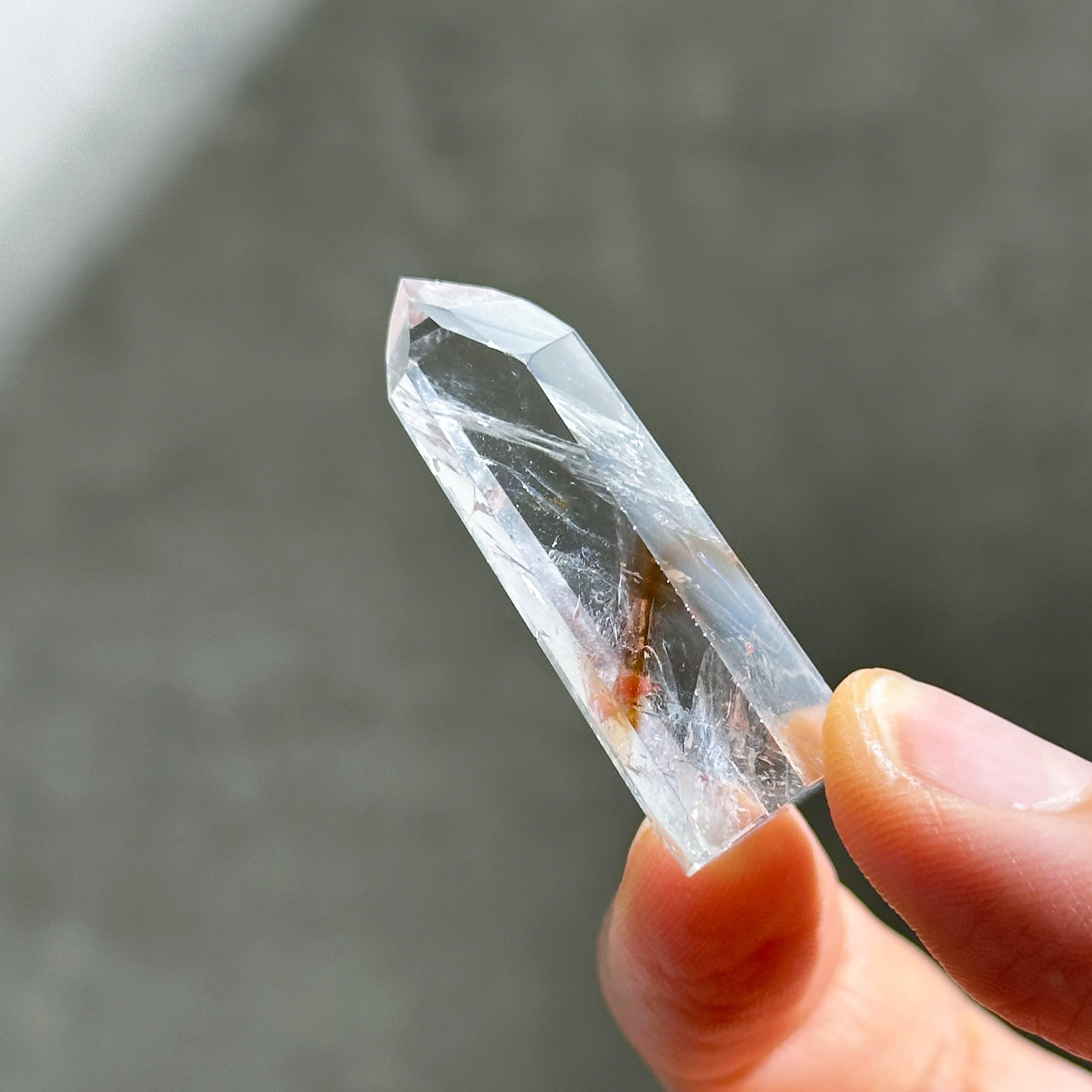 蛍光◎バイーア産パウエライトアメジスト タワー型11