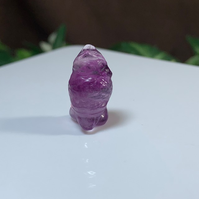 25.可愛い小さいフローライトふくろう