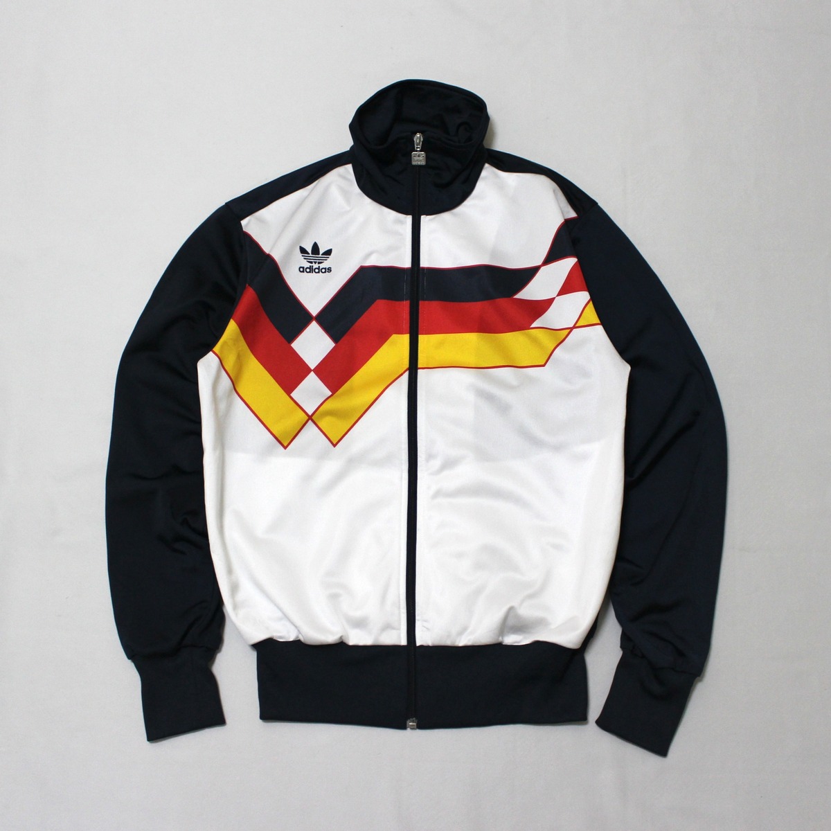 ドイツ代表 adidasトラックジャケット adidas サッカードイツ代表 
