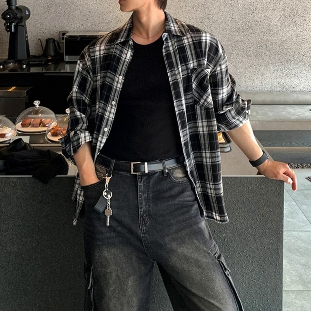 レトロブラックチェック柄シャツ　1247