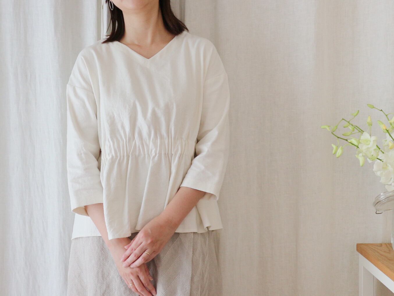 1枚でおしゃれに決まる！フロントギャザーブラウス七分袖 シルク  