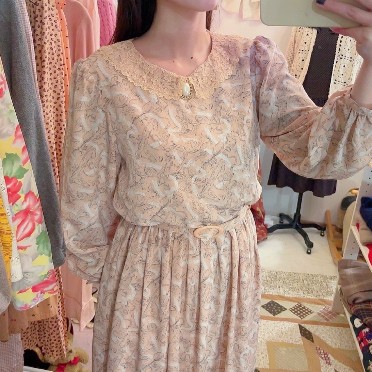 antique paris pattern pearl brooch one-piece