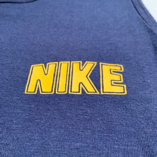 80's NIKE ナイキ リバーシブル タンクトップ カマボコ ダブルフェイス 紺タグ イエロー ネイビー2トーン Mサイズ USA製 希少  ヴィンテージ BA-985 RM1354H | agito vintage powered by BASE