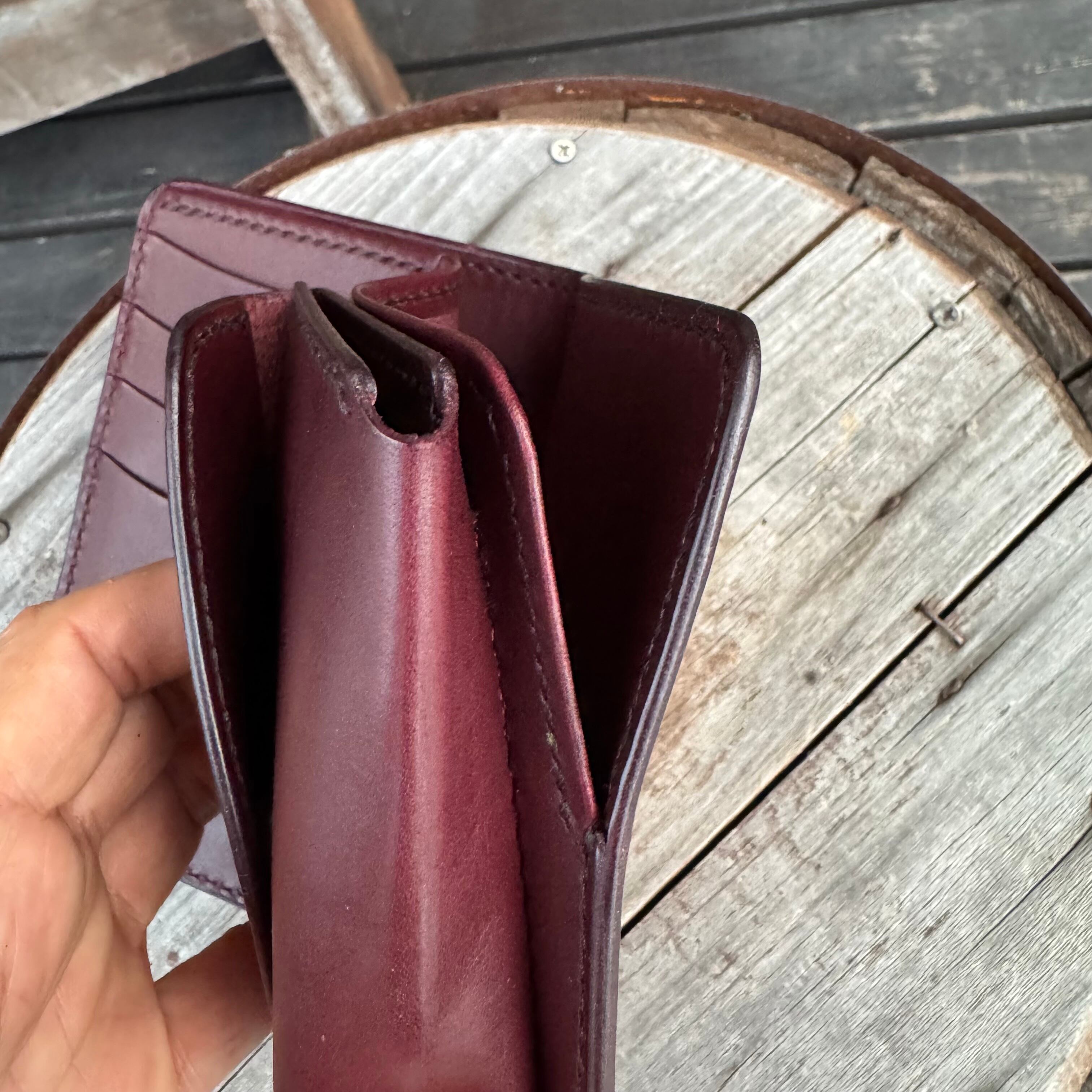 WHOLオリジナル ミドルウォレット ハンドメイド 財布 本革 手縫い