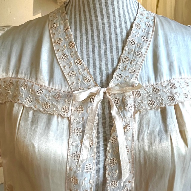 40's satin pink nighty gown