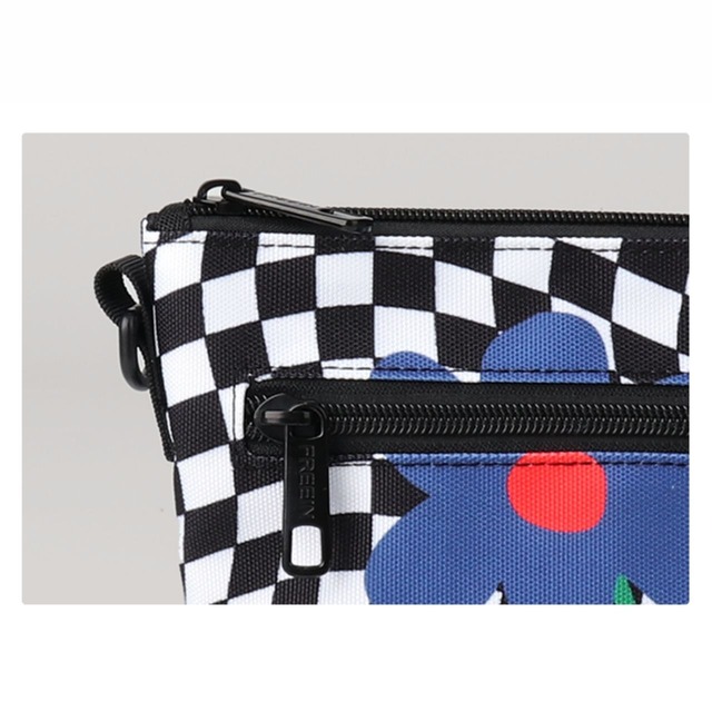 チェッカーフラワーアートミニショルダーポーチ   R00476
