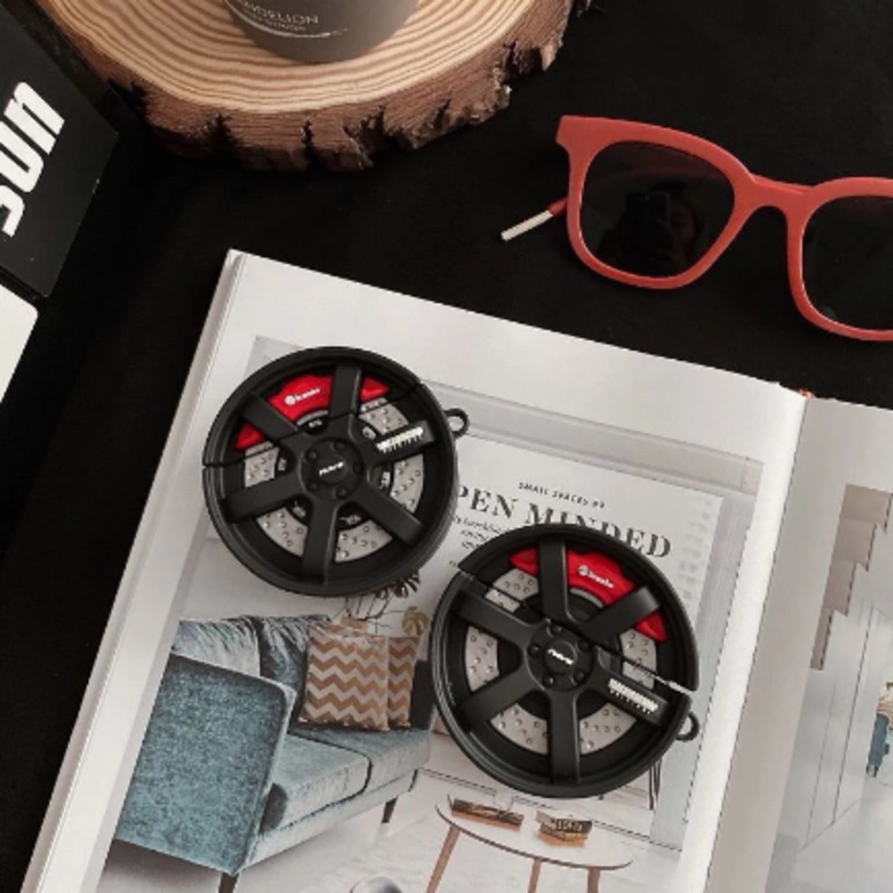 AirPodsケース(ホイール風)