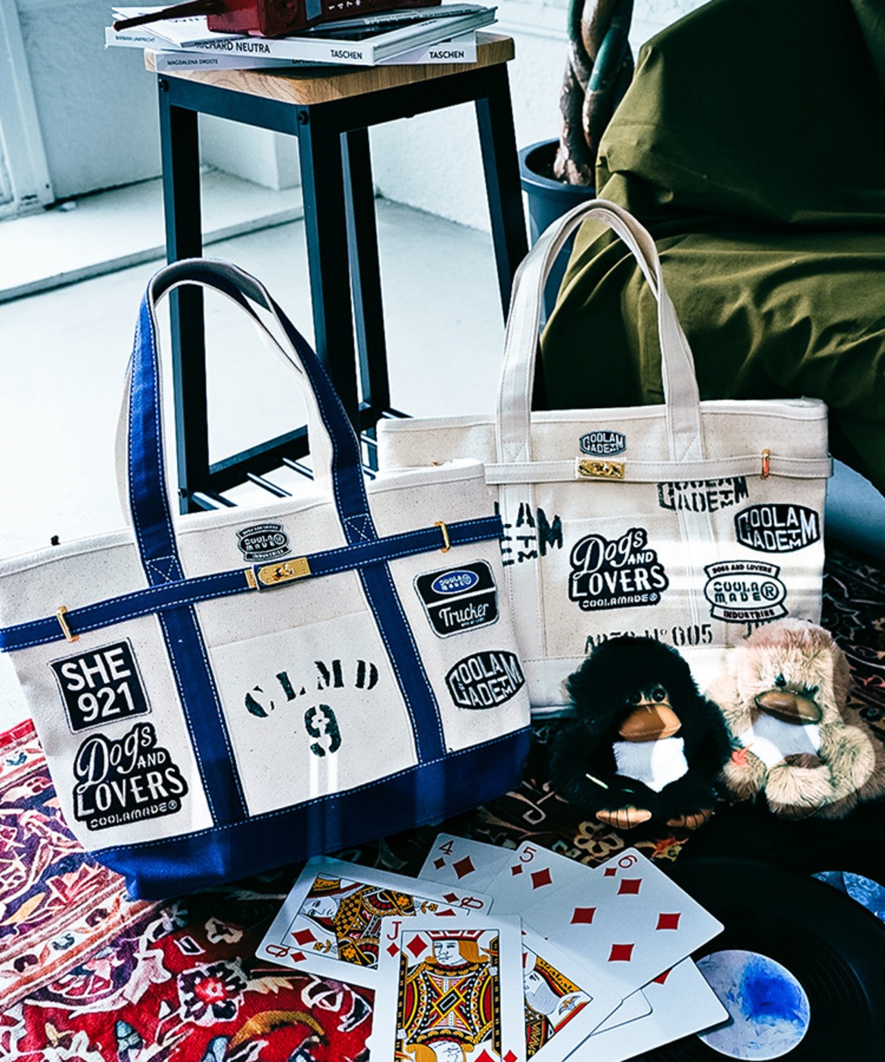 【直営限定ITEM】マルチワッペンターンロックトートバッグ TYPE-F (IVORY/NAVY)　CQ-48515H