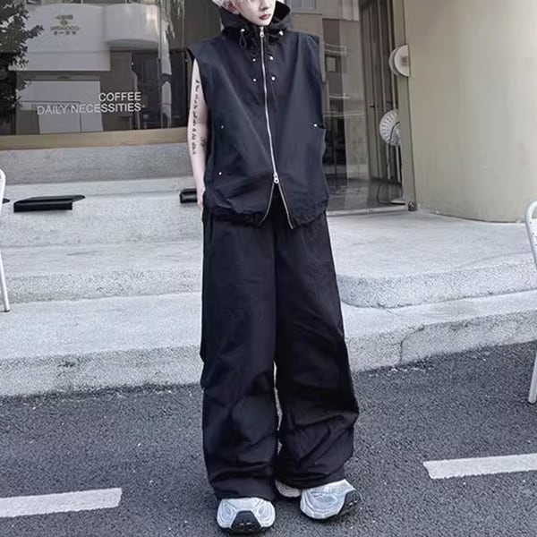 ブラックノースリーブフーディジップアップジャケットセットアップ