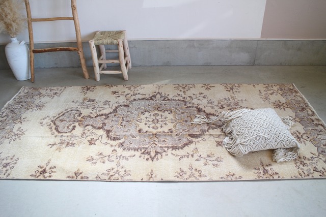 Turkish rug No260