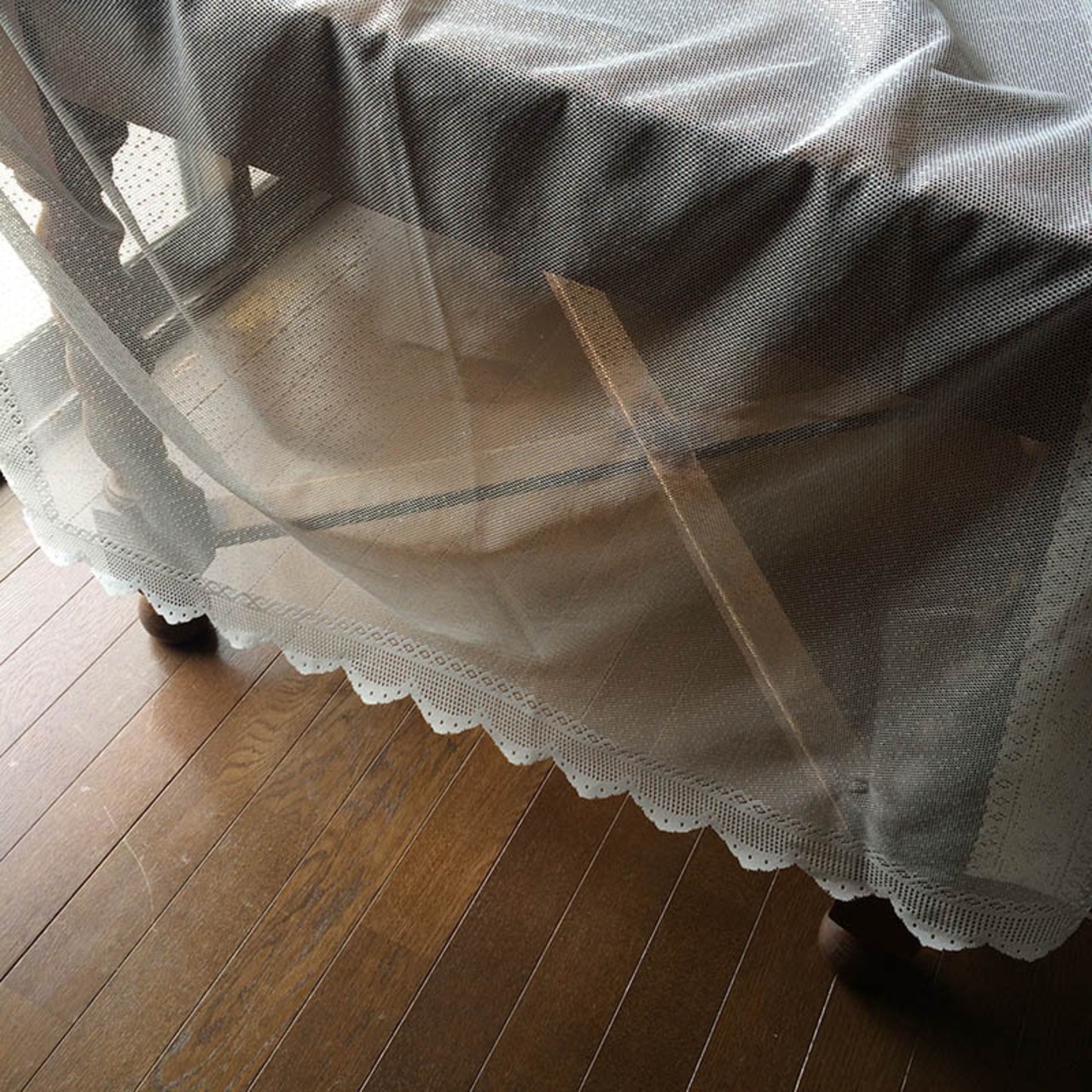 カフェカーテン　レースカーテン　幾何学模様の縁取り 12CLl31-3