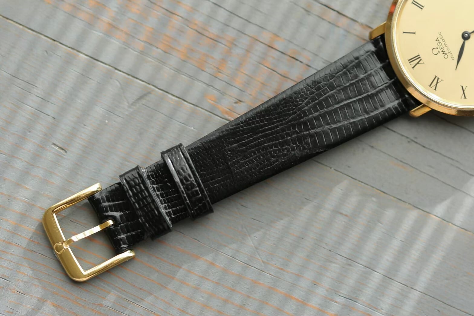 【OMEGA】 1973年製 オメガ デビル 薄型ラウンド ローマンインデックス 自動巻き / De Ville / Vintagewatch / Cal.711 | アンティーク・ビンテージ時計修理・販売 WhiteKings(ホワイトキングス) powered by BASE