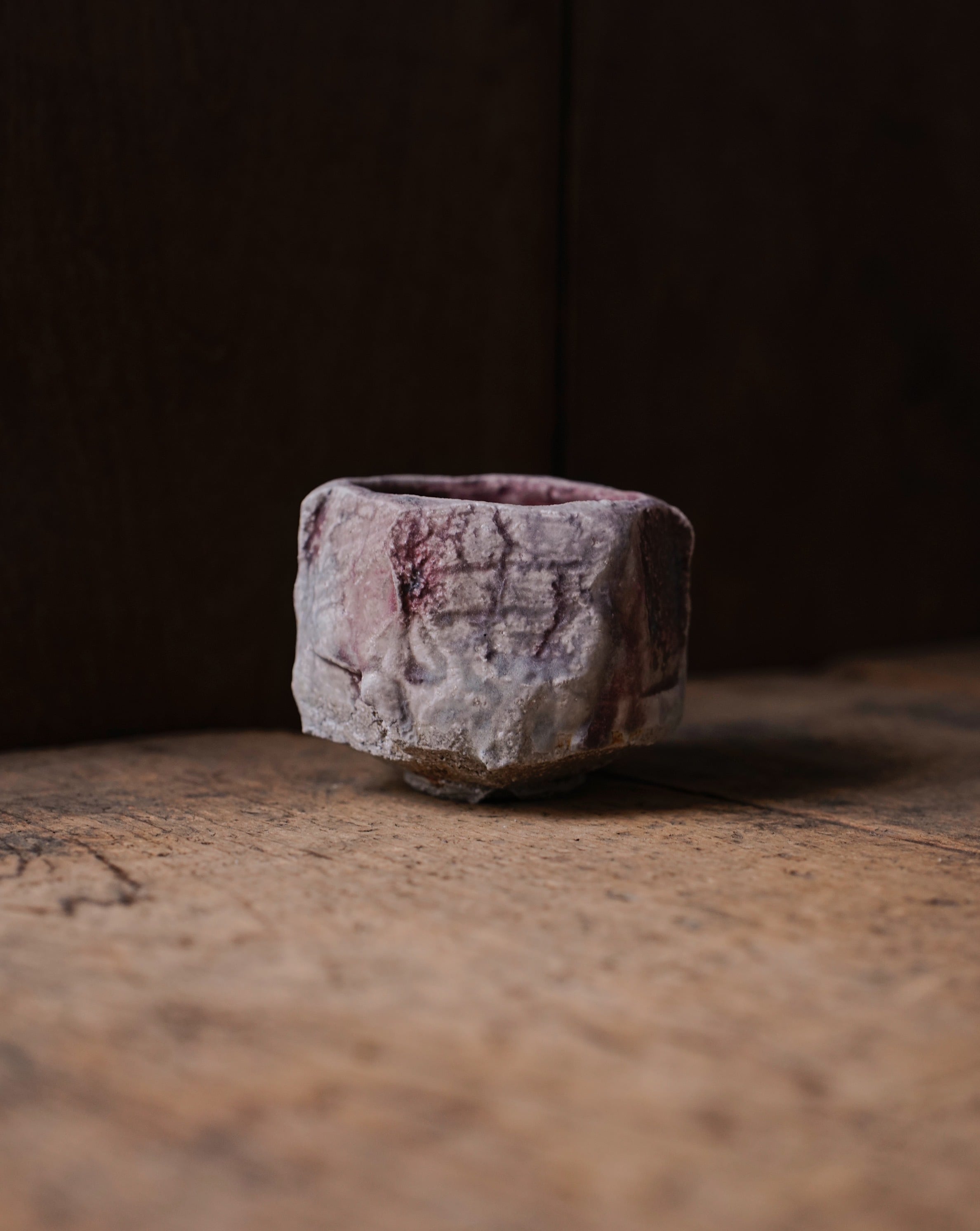 刳貫植木鉢 / 高橋燎