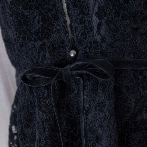 EimeeLaw】ベロアレースペプラムビスチェ | whisper bell online store