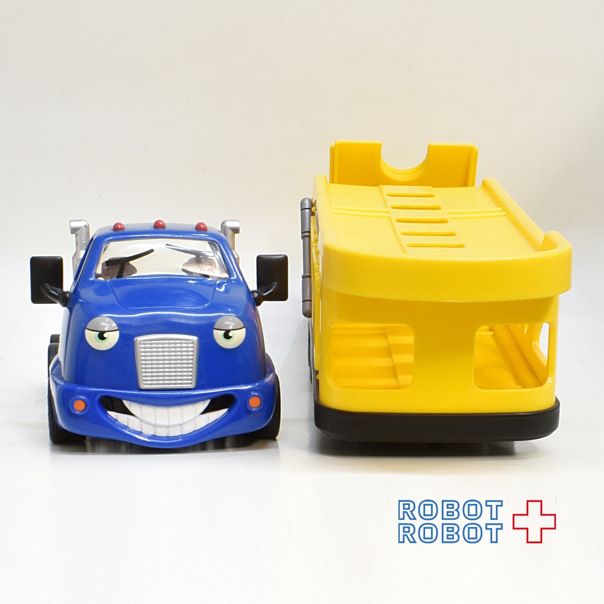 シェブロンカーズ Cary Carrier Vintage 1998 The Chevron Cars CARY