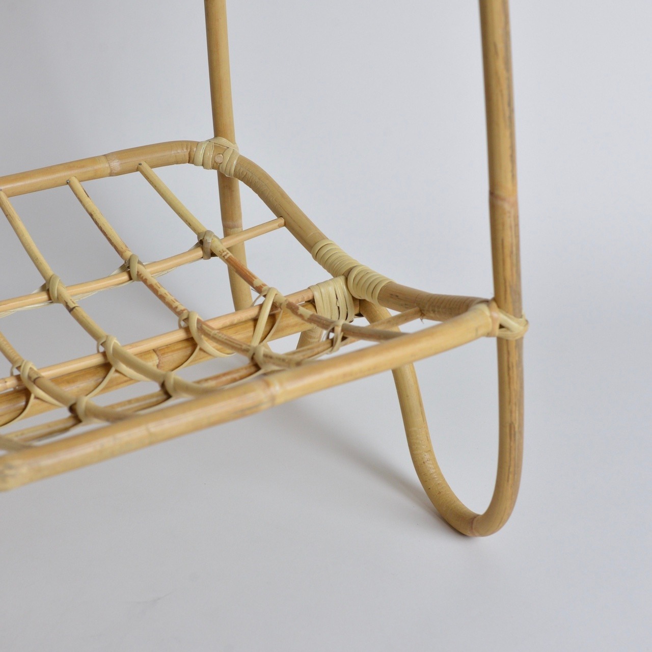 Rattan Square Table / ラタン スクエア テーブル 〈サイドテーブル / コーヒーテーブル / 本棚〉