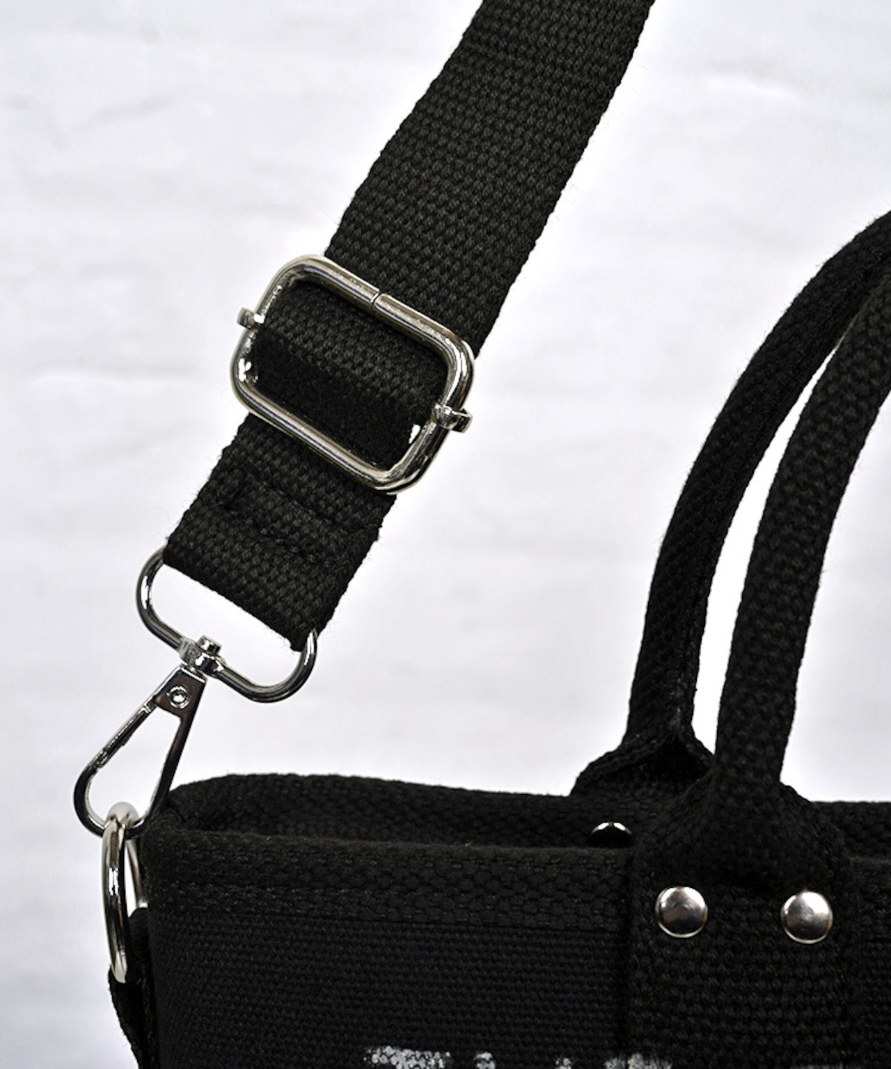 【直営限定ITEM】-TYPE A- パッチ×ペイントコンパクト3wayバッグ (BLACK) CQ-49501H