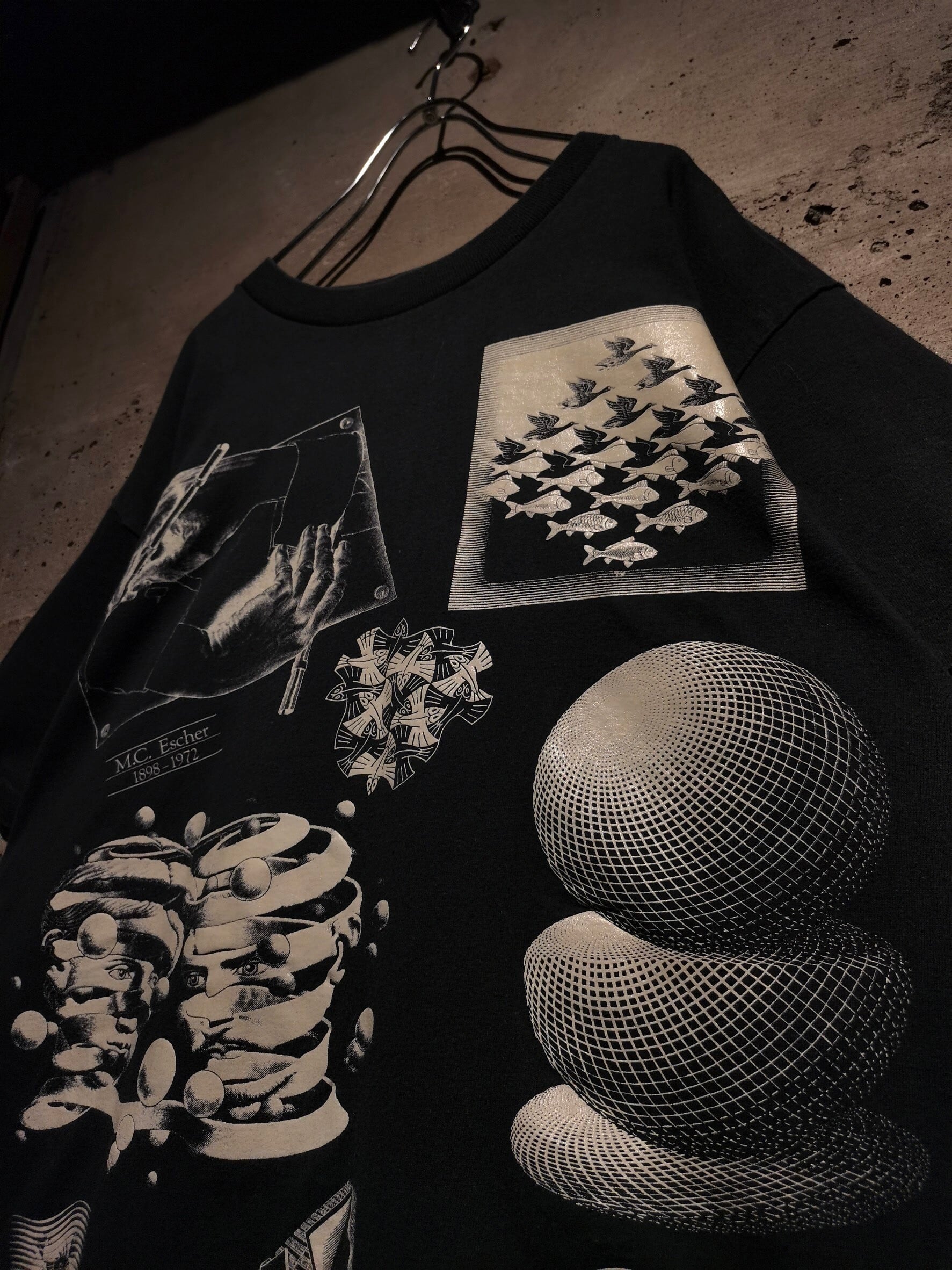 Caka】“M.C. Escher” 90's Vintage T-Shirt | Caka(カカ）下北沢古着屋