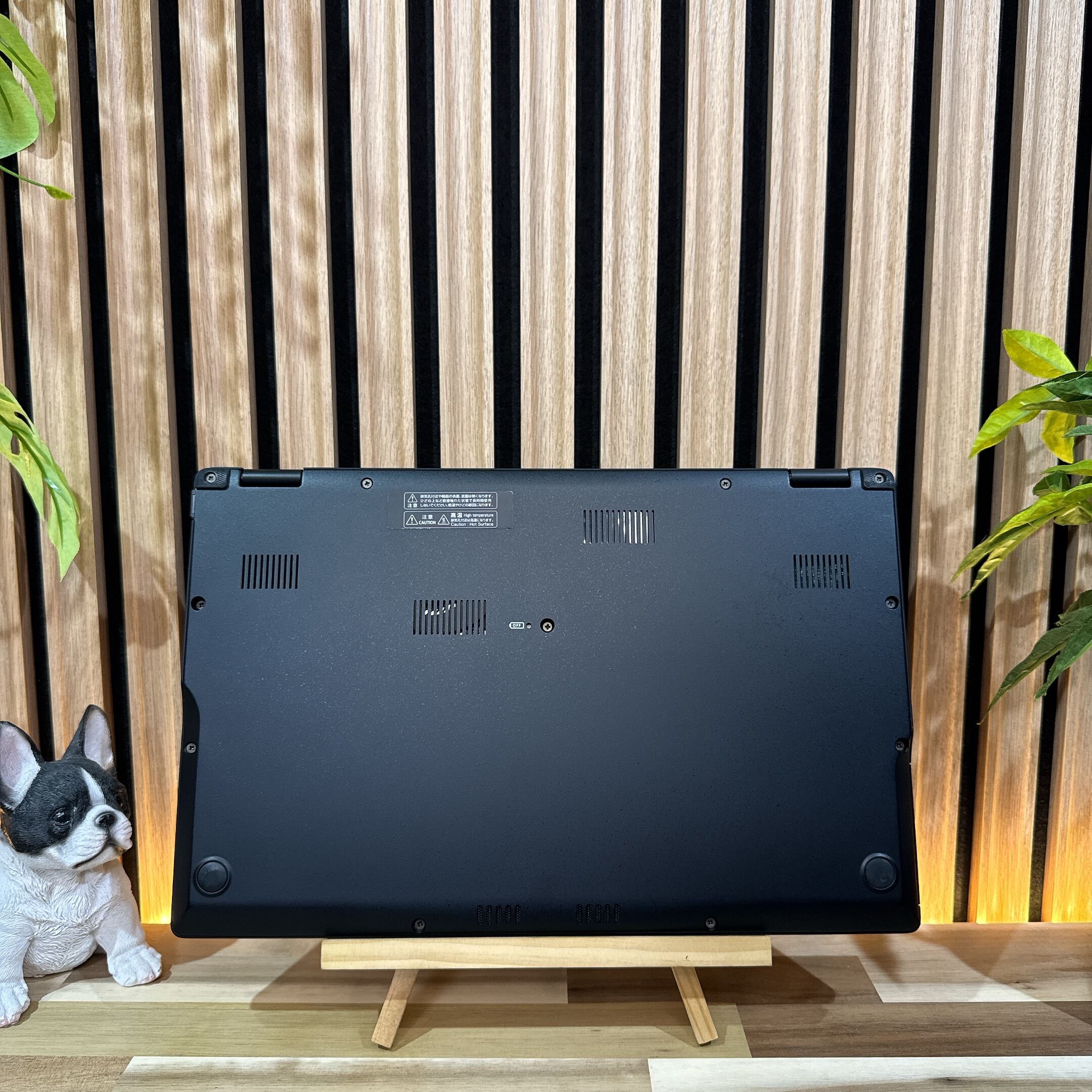 公式ショップ限定価格❣️/ 超軽量《ハイスペック》LIFEBOOK UH90/E3