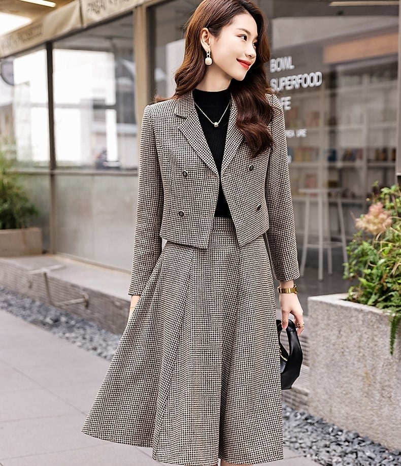 美品 トゥービーシック スカートスーツ セットアップ レディース SIZE 40 (M) TO BE CHIC