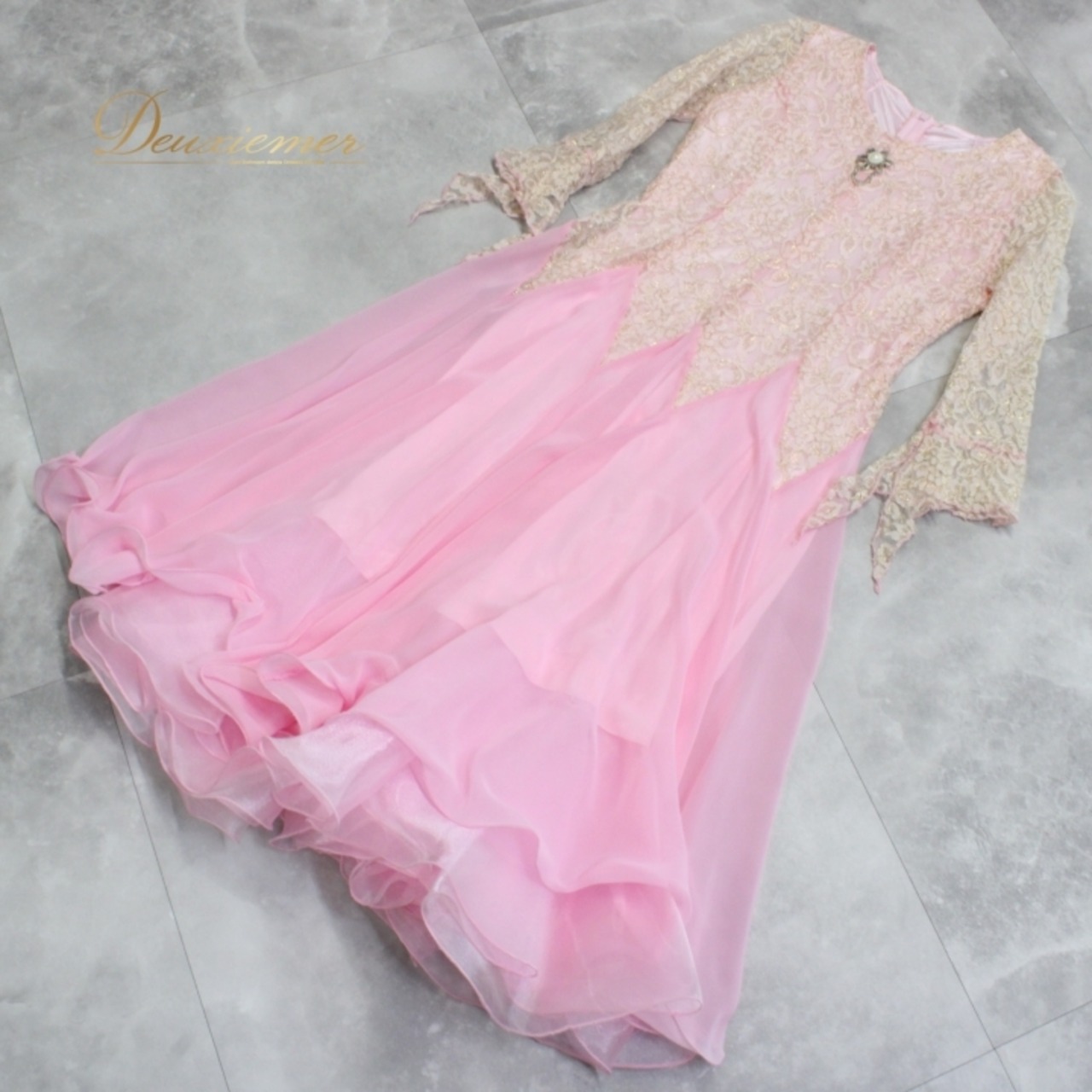 社交ダンス 衣装 スタンダード ドレス ワンピース パーティドレス レディース ピンク系 ゴールド系 花柄 レース 長袖 準正装 長袖 華やか フォーマル ドレッシー かわいい おしゃれ 大人 レディース服 伸縮性 ふんわり 二重スカート 高級感 洗練 上品 パーティー用 社交ダンス用 ルームウェア お出かけ 撮影用 人気商品 トレンド