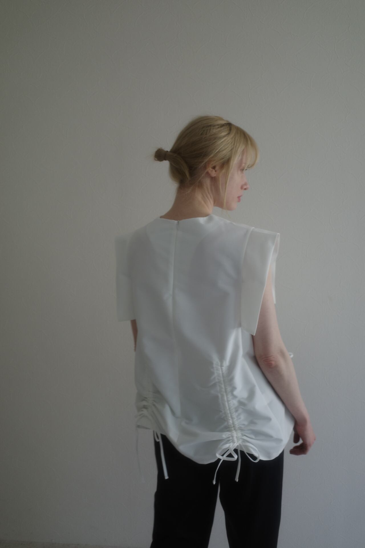 drawstring blouse (white) | e L L a
