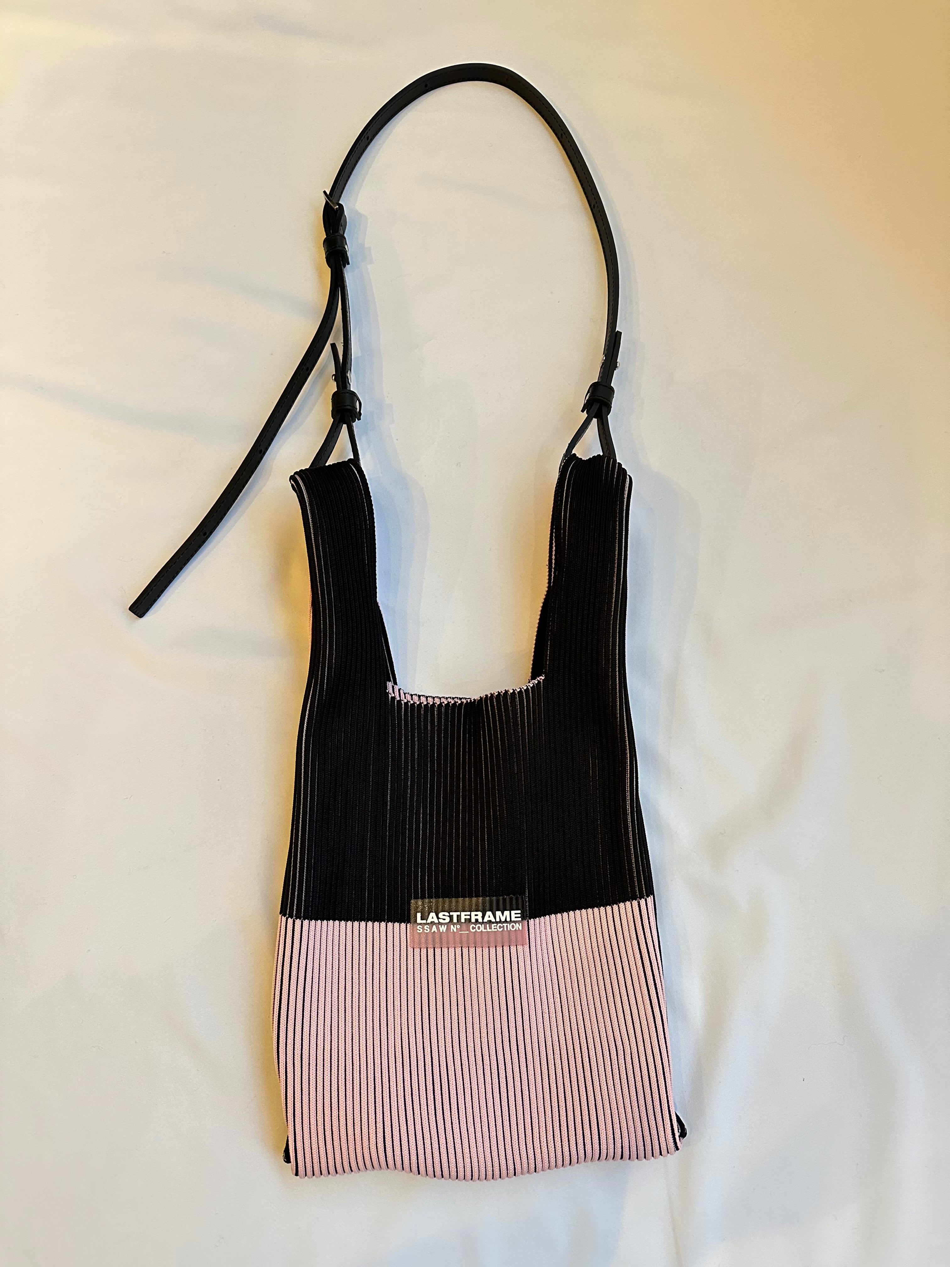 LASTFRAME BI-COLOR MARKET BAG SMALL | AAR