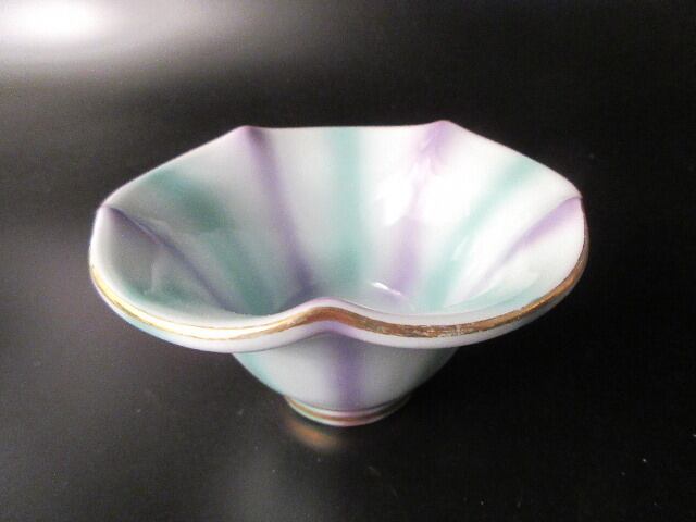 有田焼 古伊万里様式 染錦 金襴手 極錦金彩 其泉窯 カップ