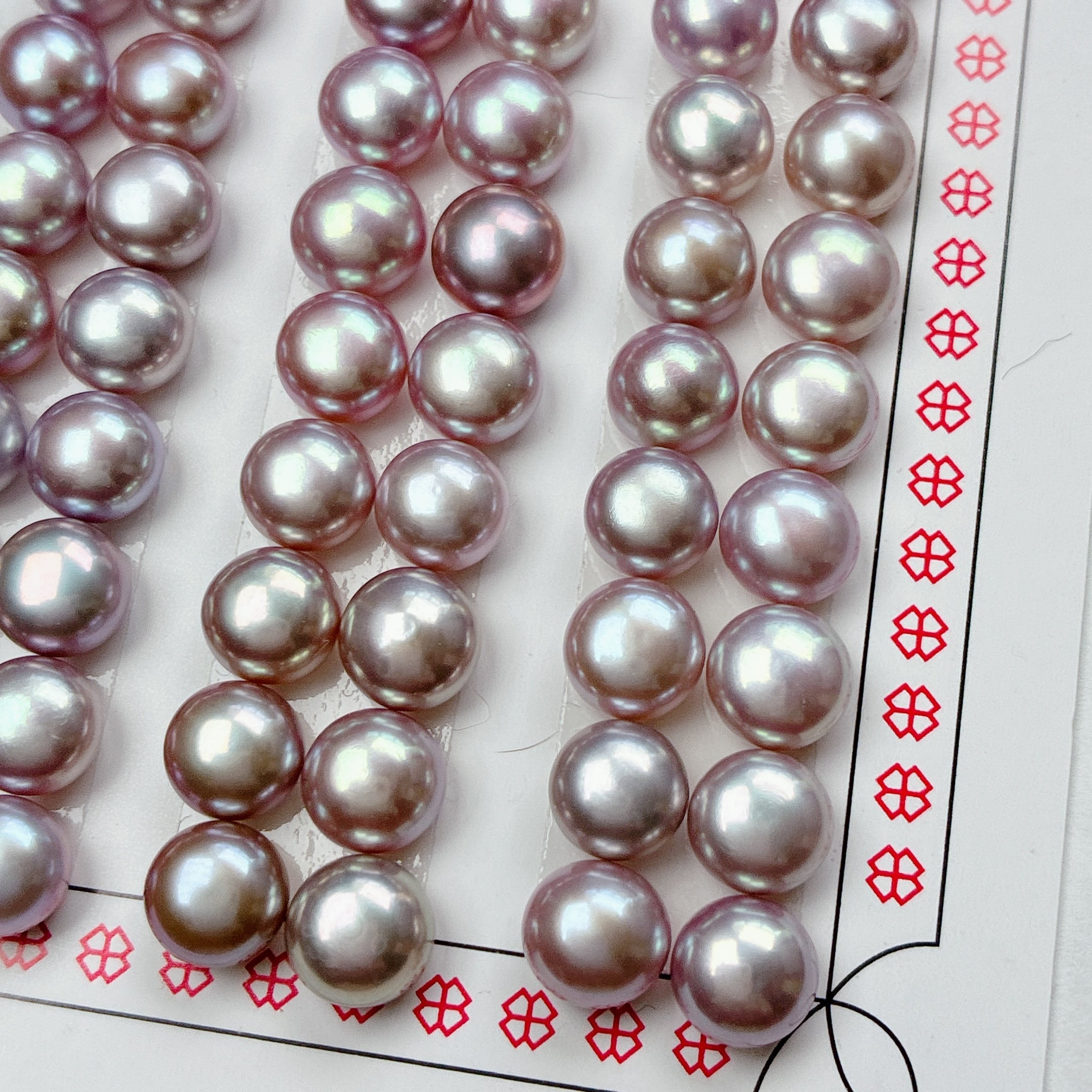 【個性を引き出す】神秘的な「紫」の輝き！約6mmコイン型淡水パール8粒セット（片穴/ハンドメイド）｜ P0017