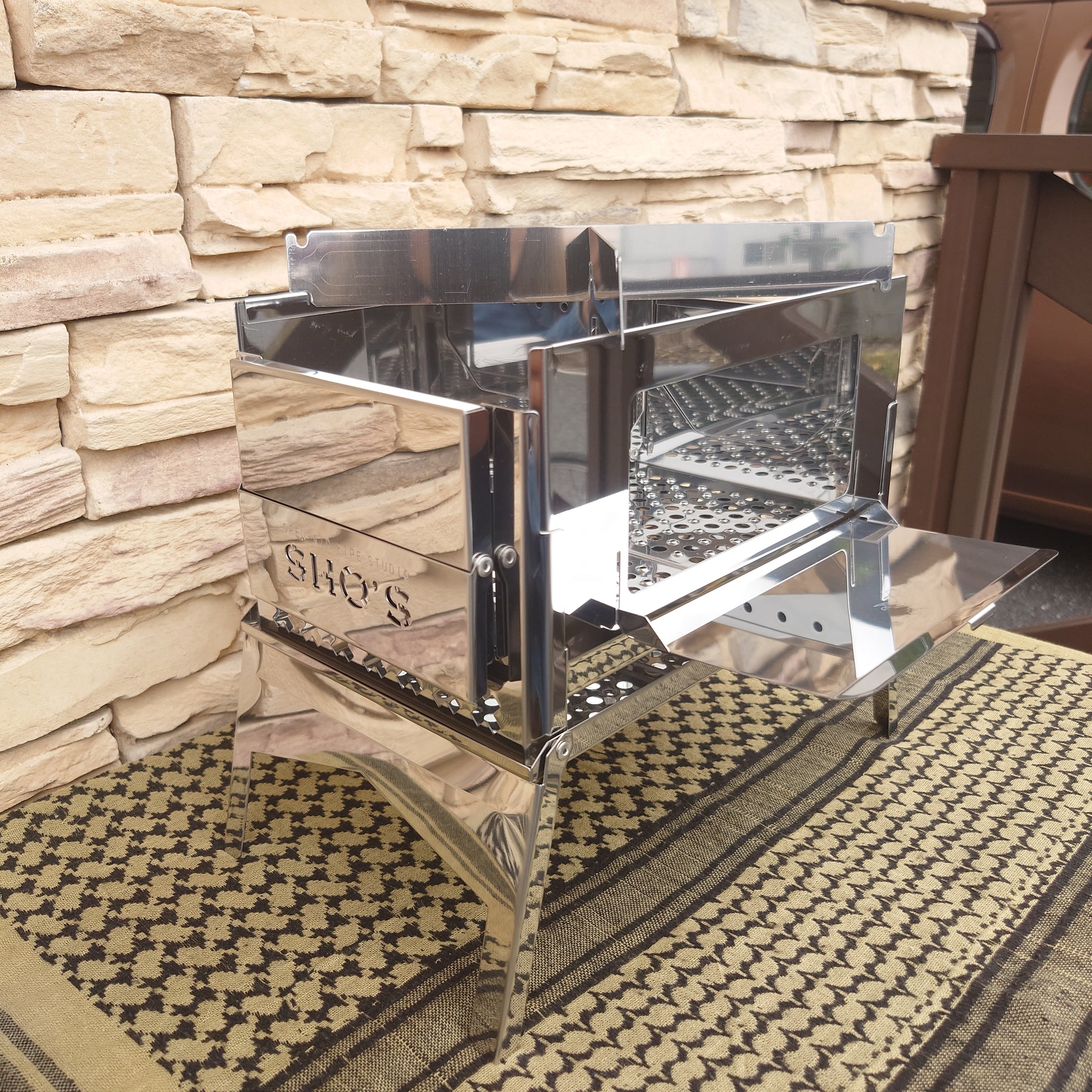 笑's ショウズ】 コンパクト焚き火グリル『B-GO-WING』(型番