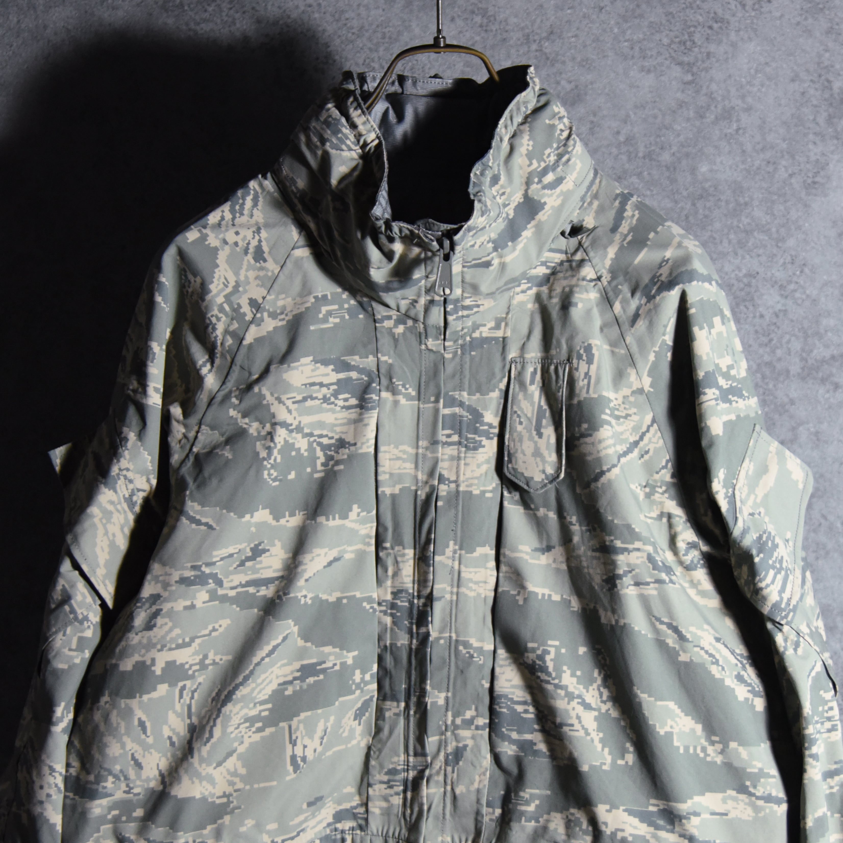 US AIR FORCE APECS ABU GORE-TEX PARKA デジタルタイガーカモ