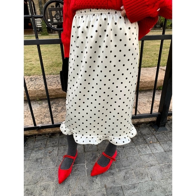 Glossy dot frill hem skirt　B1301