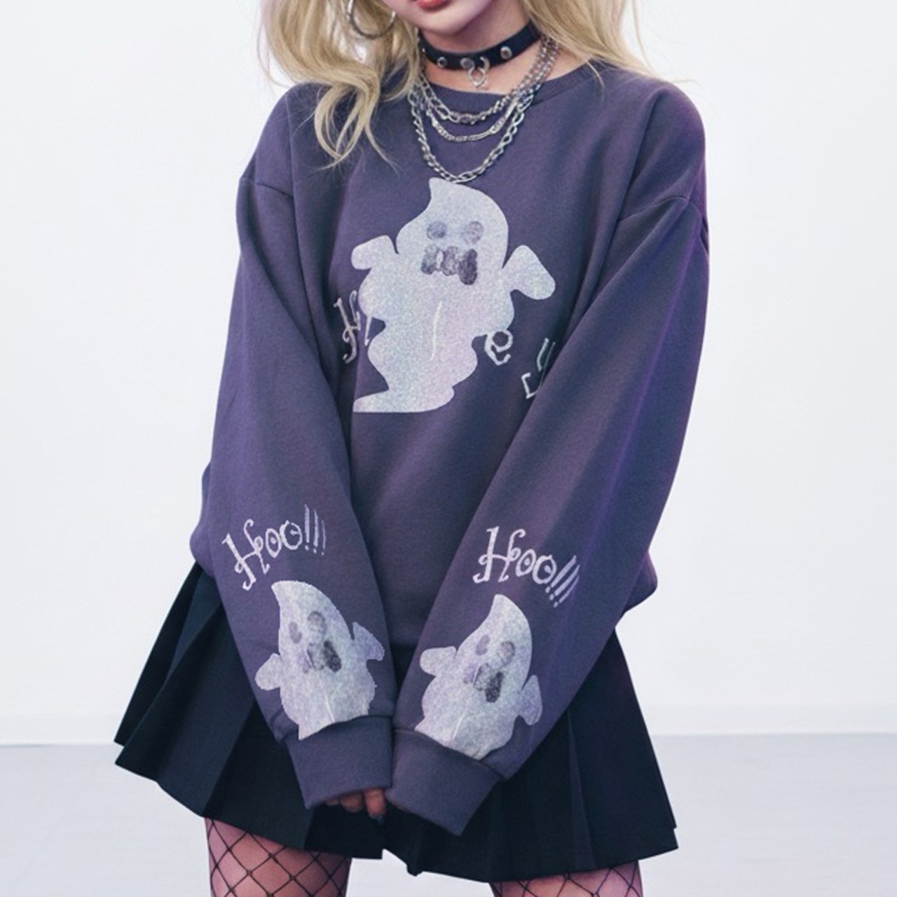 【視線泥棒】「そのおばけ可愛いですね」で繋がるおばけまみれ刺繡 スウェット　【人見知り仕様。】/ All-Over Ghost Embroidery Sweatshirt (Eye-Catching Conversation Starter) - 1