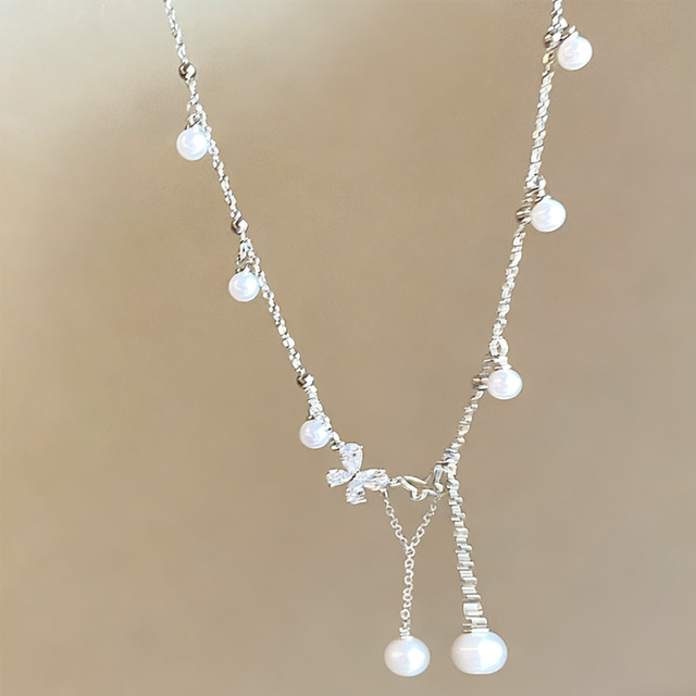 ZJ蝶とパールの揺らめきネックレス