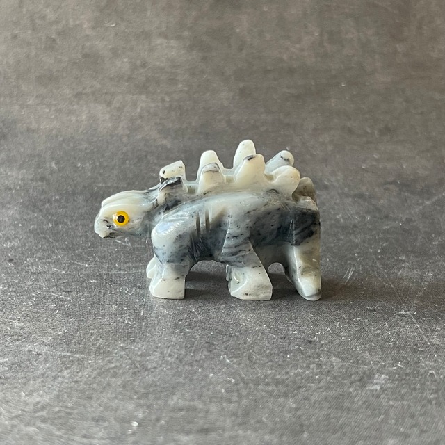 soapstone ソープストーン|dinosaur 恐竜|天然石　パワーストーン　鉱物　gem stone