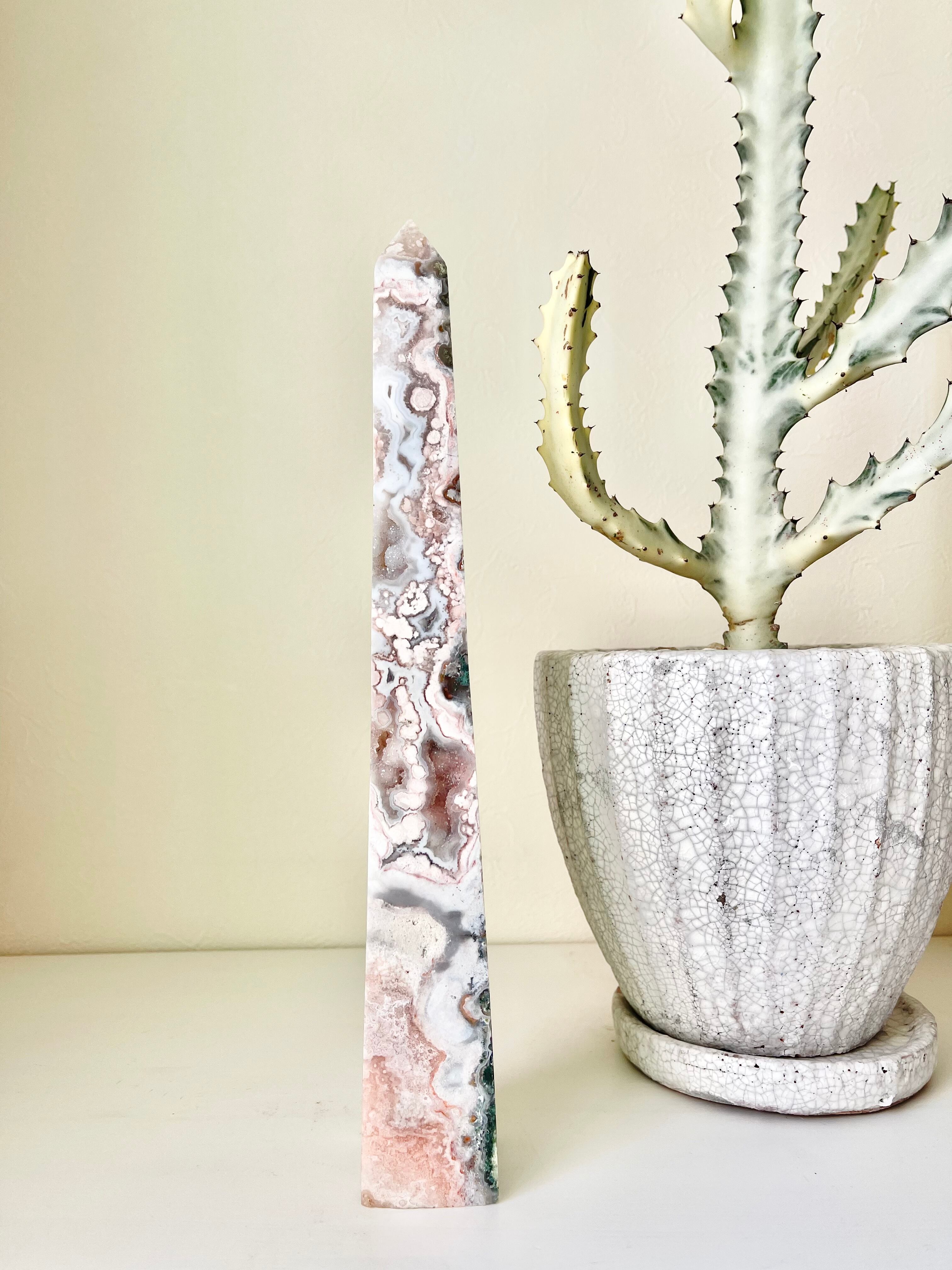 Pink amethyst tower 35cm