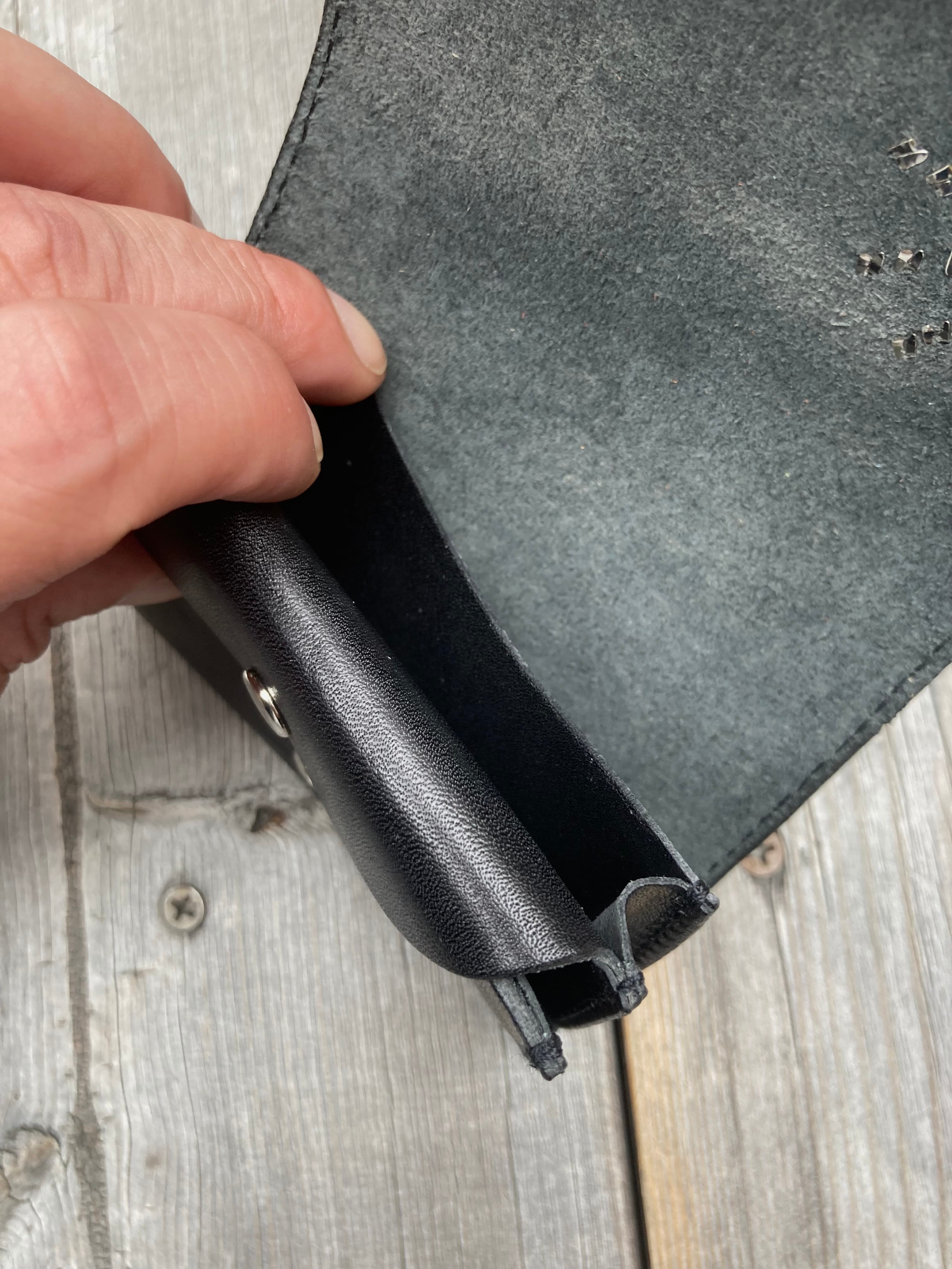 栃木レザー / LEATHER STUDS WALLET (SHORT) 』スタッズウォレット