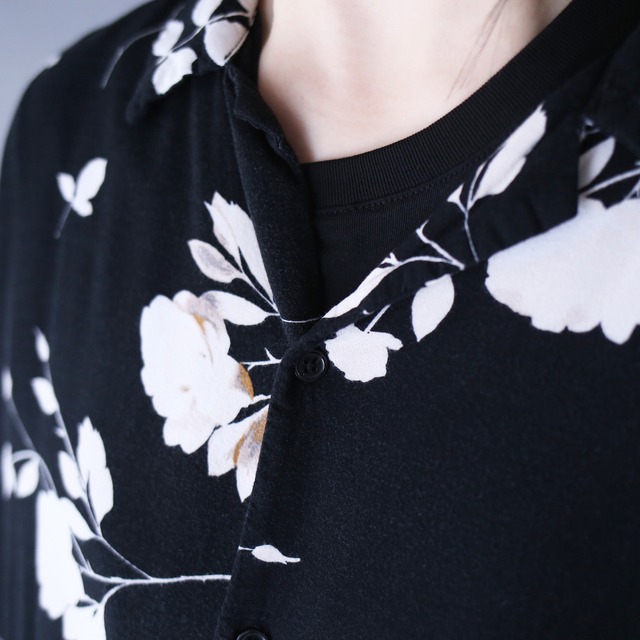 black base flower art pattern over silhouette open-collar l/s shirt