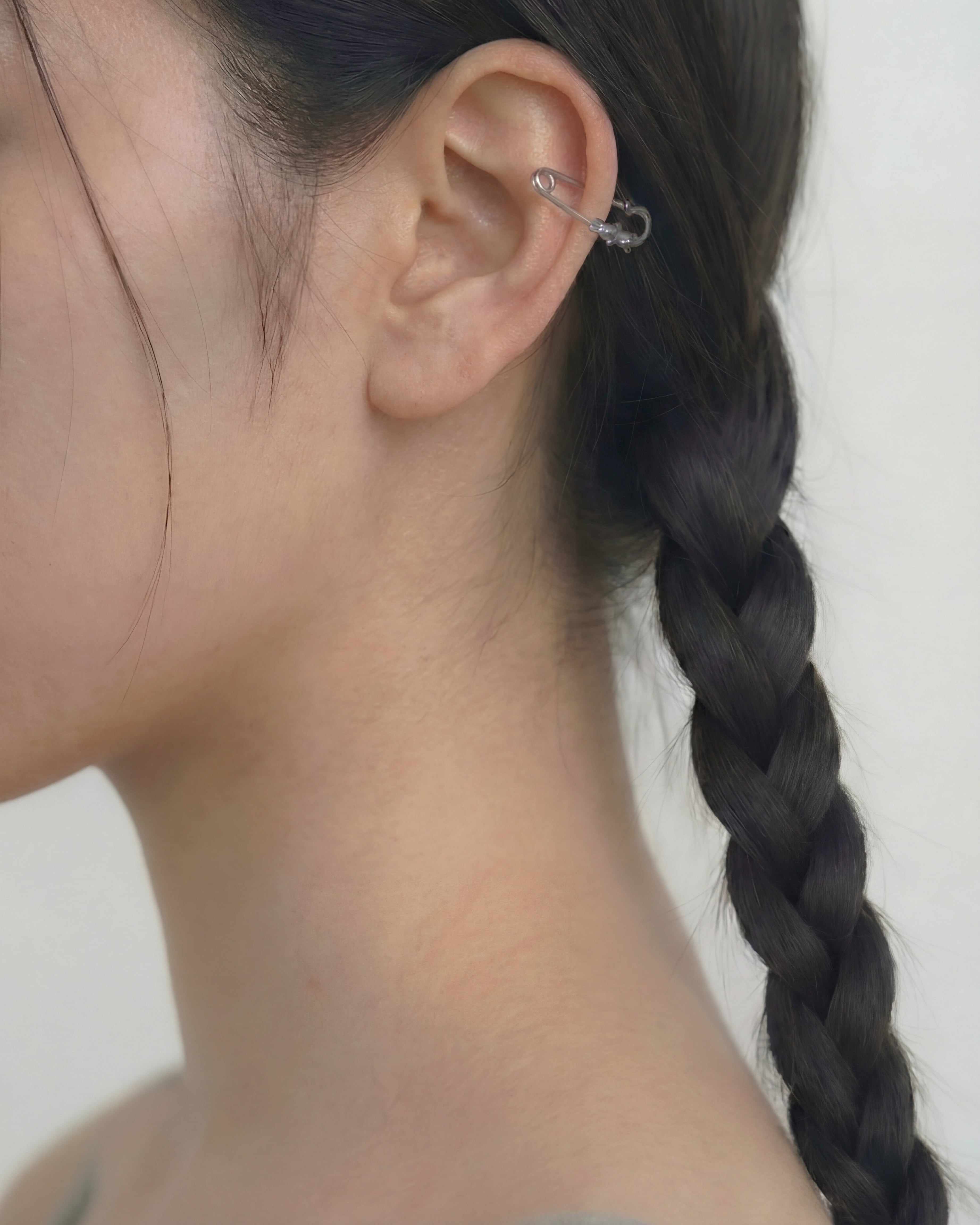 うさぎ pin earring ® SILVER925 16G 18G #LJ18002P うさぎ安全