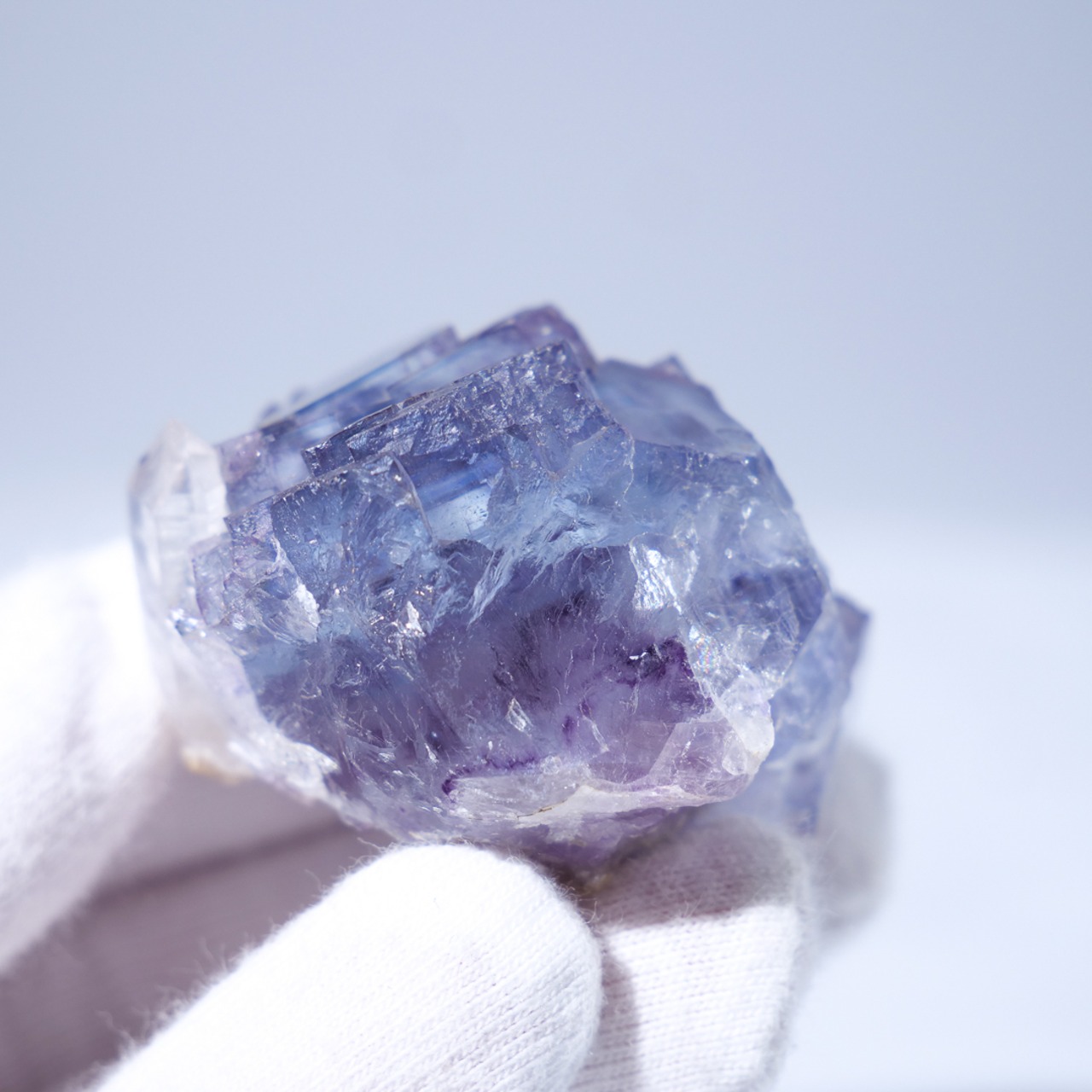 ヤオガンシャン産 フローライト クォーツ 共生 / 原石 標本【H_6】